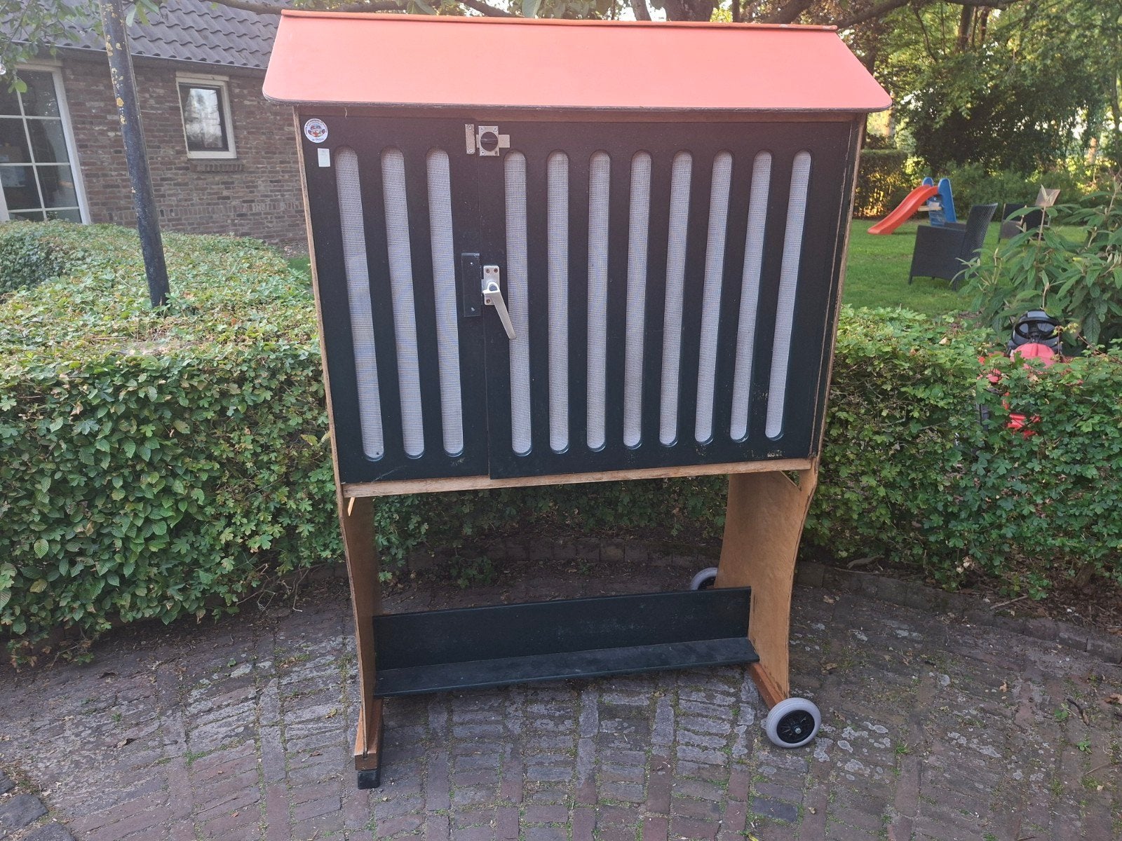 Baby peuter buiten bedje buitenbedje slaaphuisje incl matras, Ophalen, Gebruikt, Ledikant