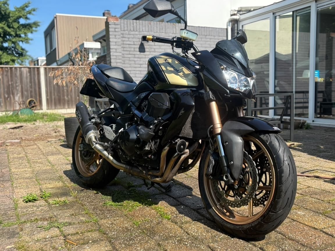 Kawasaki Z750R - Sportieve Naked Bike met GPR uitlaat, Sportuitlaat, Gebruikt, Particulier, Meer dan 35 kW