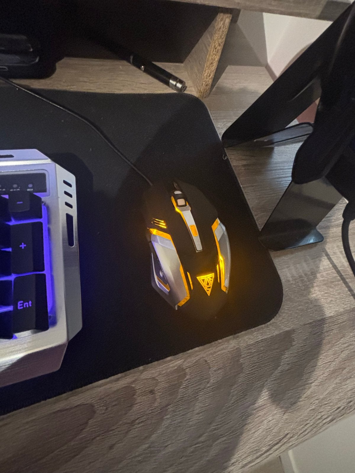 Gaming Toetsenbord en Muis Set - RGB Verlichting, Ophalen, Gaming toetsenbord, Zo goed als nieuw, Qwerty