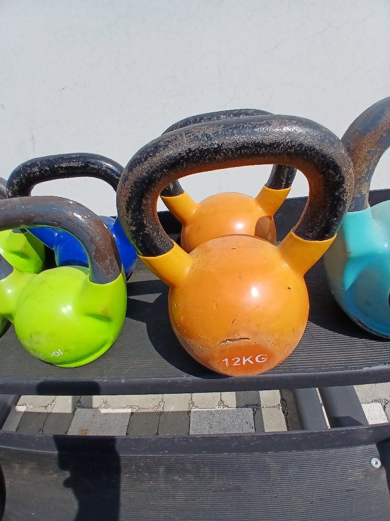 Kettlebell set - diverse gewichten, Ophalen, Gebruikt, Benen, Kettlebell