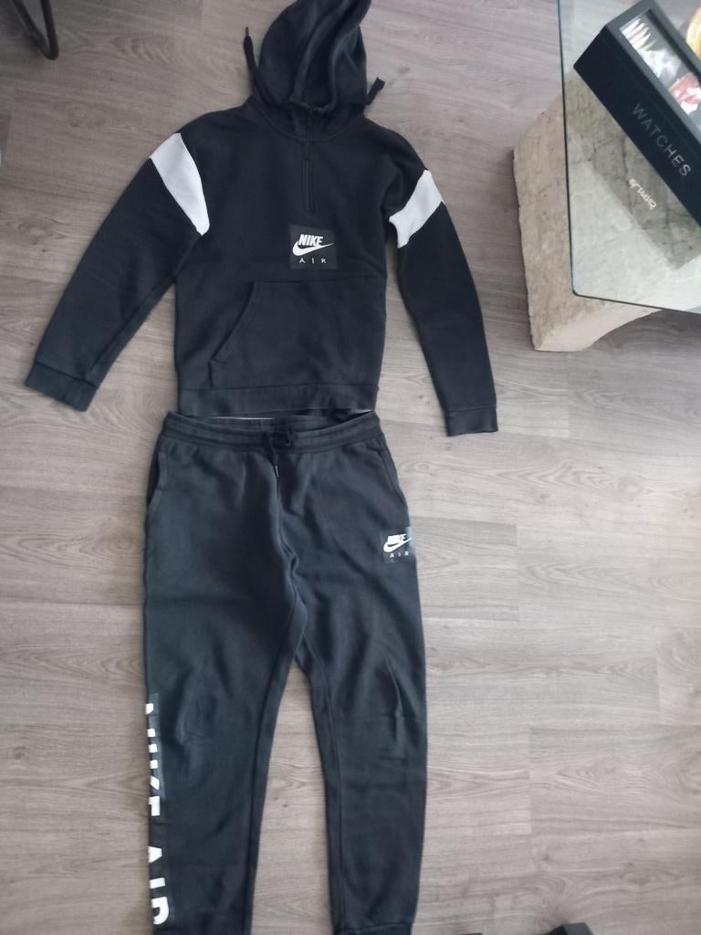 Nike pak, Ophalen of Verzenden, Nieuw, Maat 48/50 (M)
