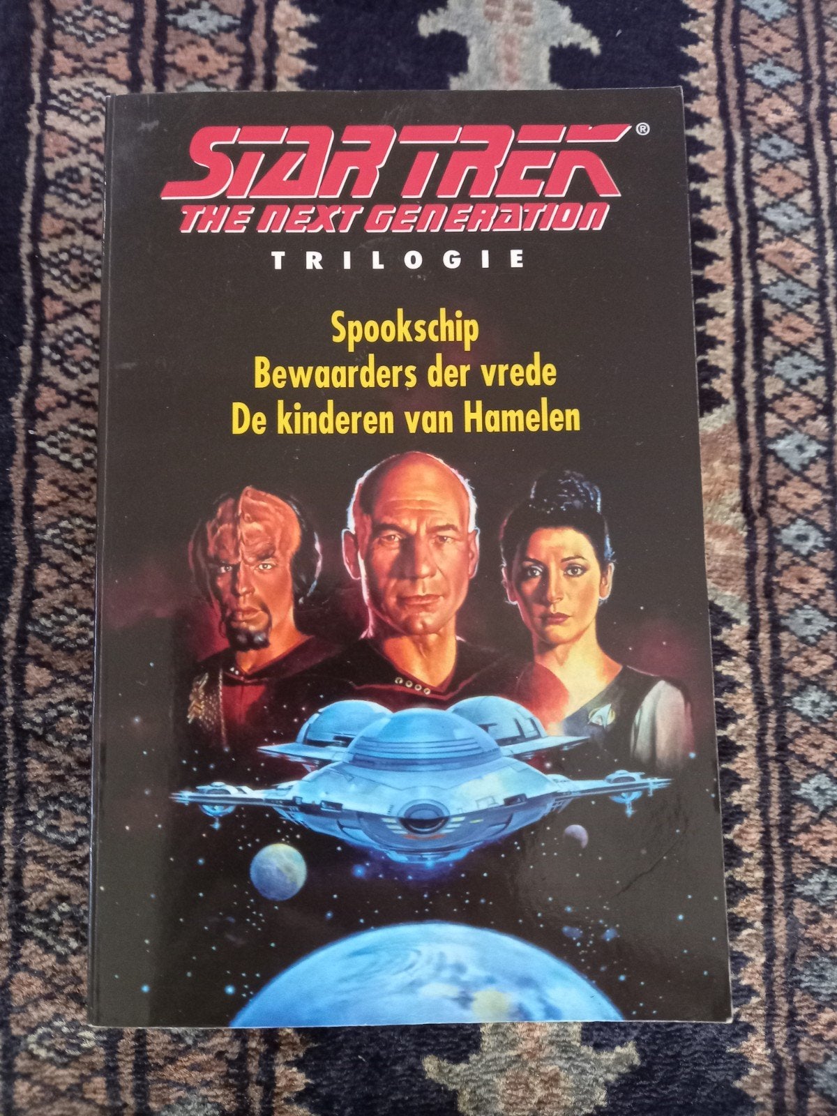 Vintage trilogie van Startrek, jaren '90., Boeken, Science fiction, Ophalen of Verzenden, Gelezen