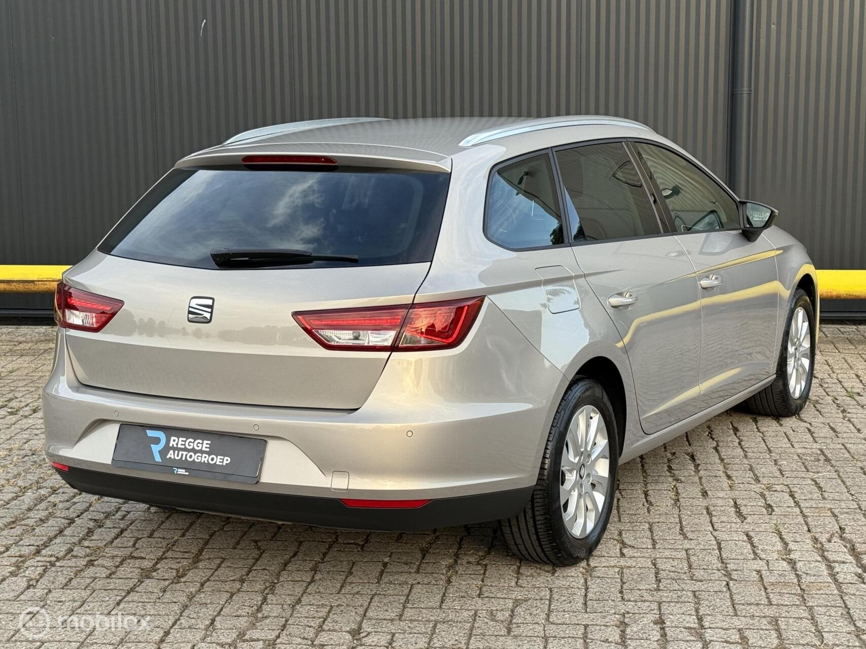 Seat Leon ST 1.2 TSI Style PDC | CLIMA | CRUISE | UNIEK, Auto's, Seat, Voorwielaandrijving, Gebruikt, 4 cilinders, Leon