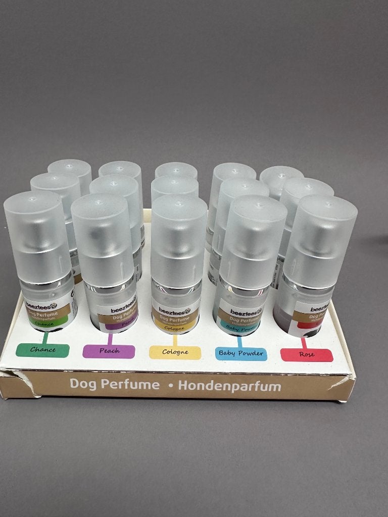Display met 15 flesjes hondenparfum Beeztees, Dieren en Toebehoren, Overige typen, Nieuw, Ophalen of Verzenden, Beeztees