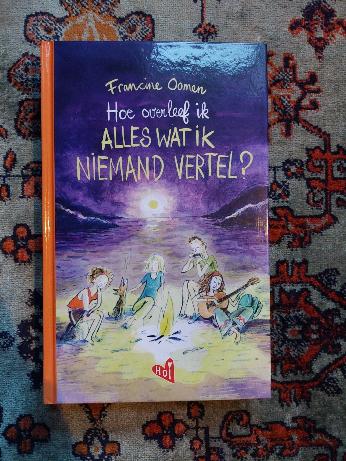 Hoe Overleef Ik alles wat ik niemand vertel? Francine Oomen, Ophalen of Verzenden, Zo goed als nieuw, Francine Oomen