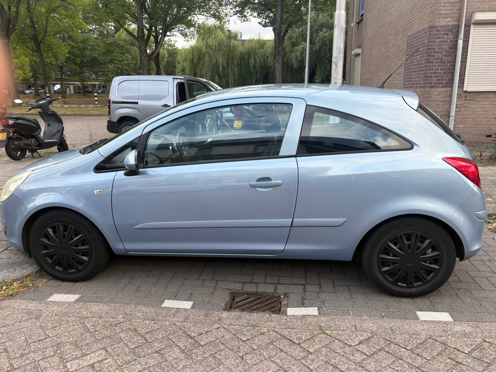 Opel Corsa 1.2 16V 3D WR 2008 Blauw, Auto's, Opel, Voorwielaandrijving, 450 kg, 40 €/maand, Blauw
