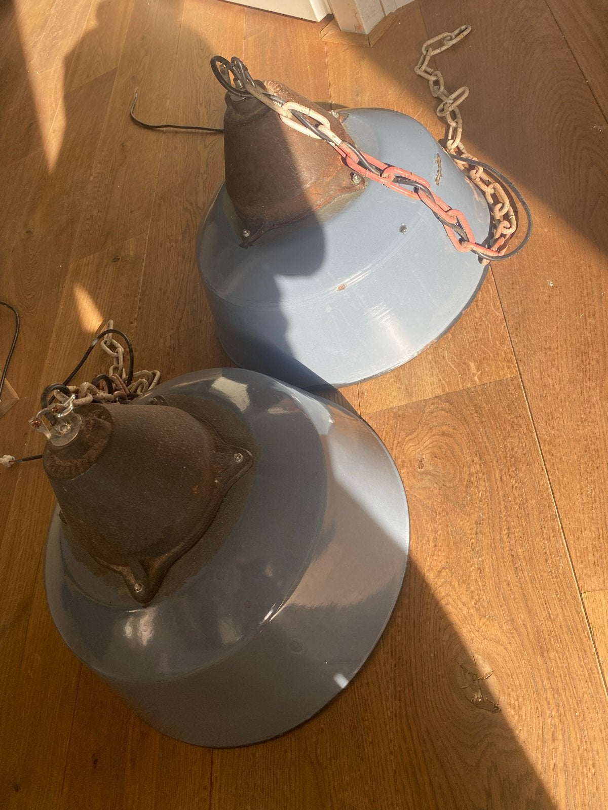 Set van 2 Vintage Industriële Emaille Hanglampen grijsblauw, Ophalen