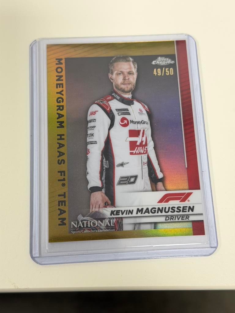 F1 Topps Chrome 2023 Magnussen Gold /50 formula 1 Limited, Ophalen of Verzenden, Nieuw, Formule 1