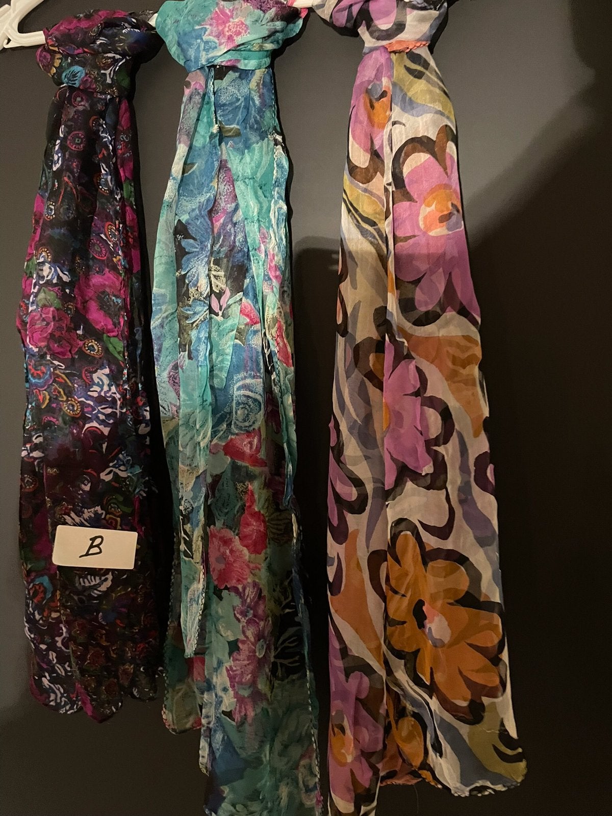 Sjaal viscose, Ophalen of Verzenden, Zo goed als nieuw, Maat 46/48 (XL) of groter, Sjaal