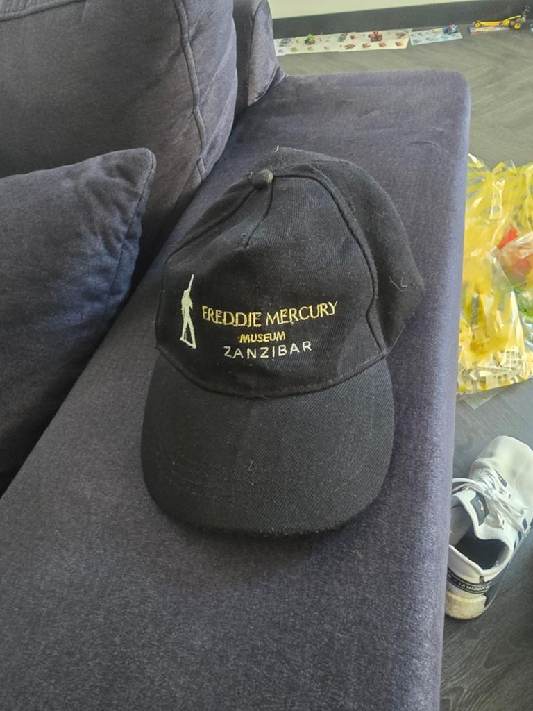 Freddie Mercury Museum Zanzibar Pet, Pet, Gedragen, Freddie Mercury Museum, One size fits all
