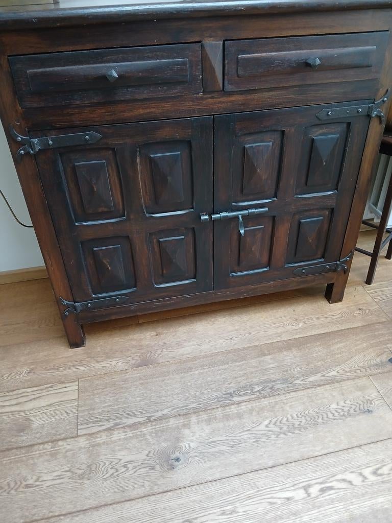 Mooie dressoir, Huis en Inrichting, Kasten | Dressoirs, Ophalen, Gebruikt, Eikenhout, 25 tot 50 cm
