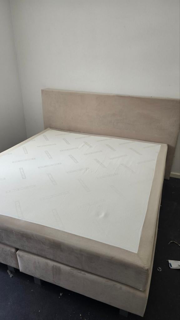 Boxspring zo goed als nieuw, Ophalen of Verzenden, Zo goed als nieuw, Tweepersoons