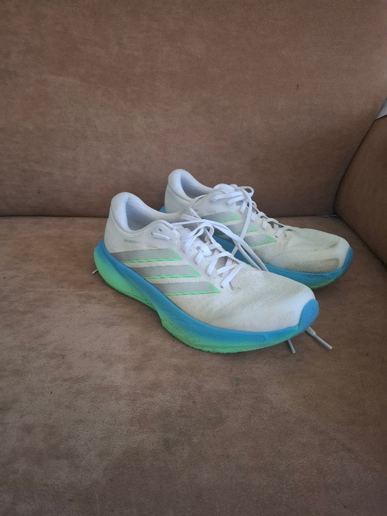 Sportschoenen, Overige kleuren, Sportschoenen, Ophalen of Verzenden, Zo goed als nieuw