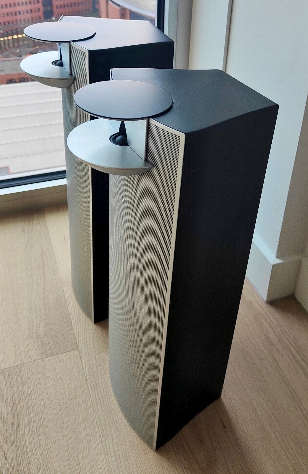 2x Bang & Olufsen Beolab 7-4 Center (Surround) Speakers, Ophalen, Geschikt voor surround/home cinema, Refurbished, Bang & Olufsen