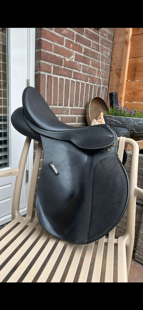 Wintec VZH zadel 17,5 inch, Dieren en Toebehoren, Paarden en Pony's | Zadels, Ophalen, L (17.5 inch), Wintec, Zo goed als nieuw