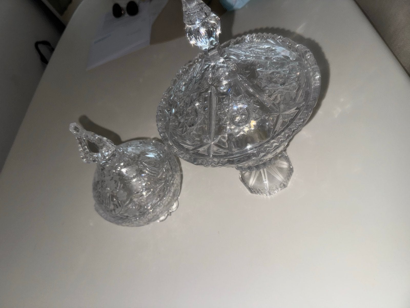 Decoratieve kristallen schalen met deksel, Antiek en Kunst, Antiek | Glas en Kristal, Ophalen of Verzenden