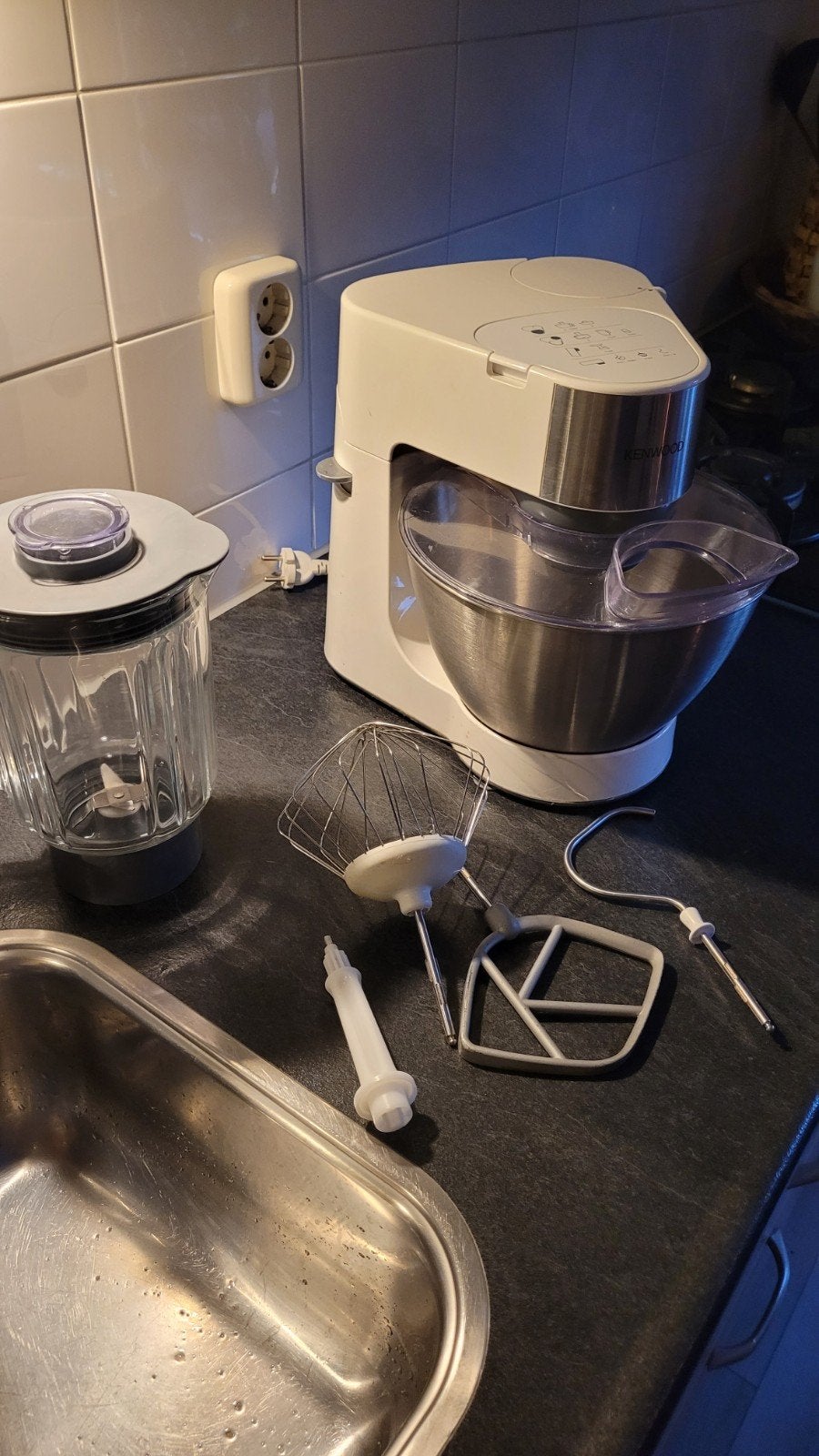 kenwood 900 watt keukenmachine, 4 liter of meer, Ophalen, 3 snelheden of meer