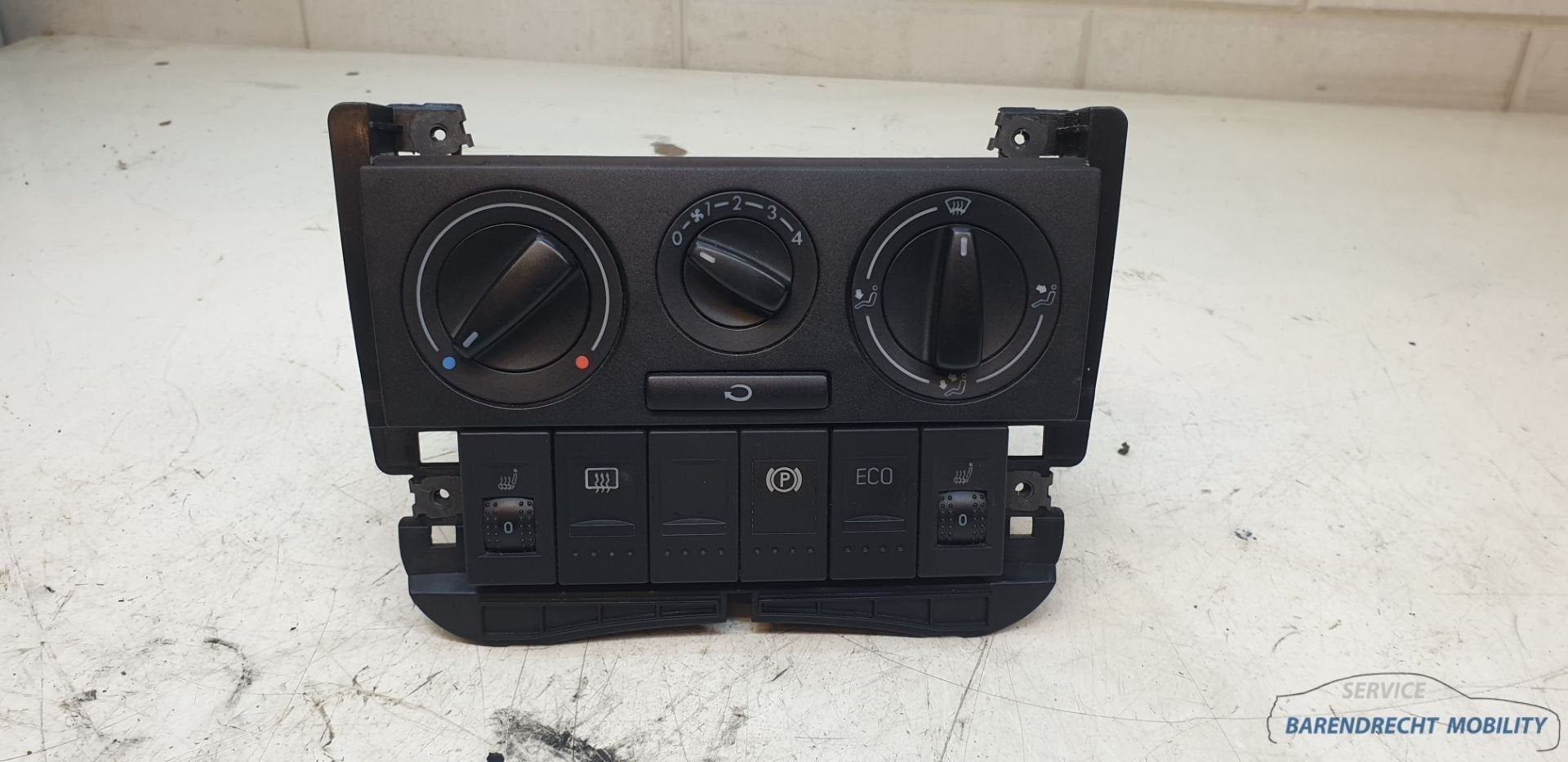 Kachelpaneel en knoppenbalk Lupo 3L stoelverwarming achterru