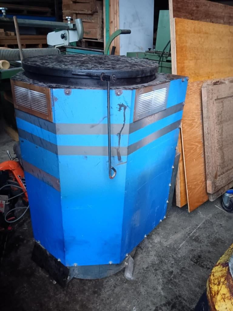 HoutKachel met ventallie, Gebruikt, Houtkachel, Ophalen of Verzenden, Inbouw
