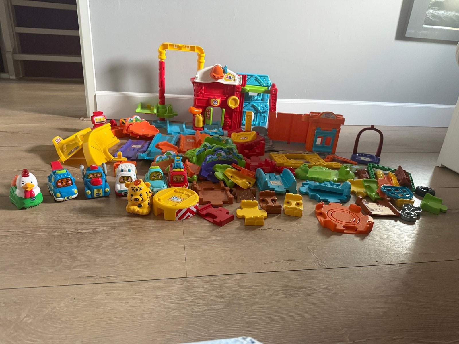 • Vtech Zoefzoef baan / onderdelen / toet toet auto •, Kinderen en Baby's, Speelgoed | Vtech, Ophalen, Zo goed als nieuw, 6 maanden tot 2 jaar