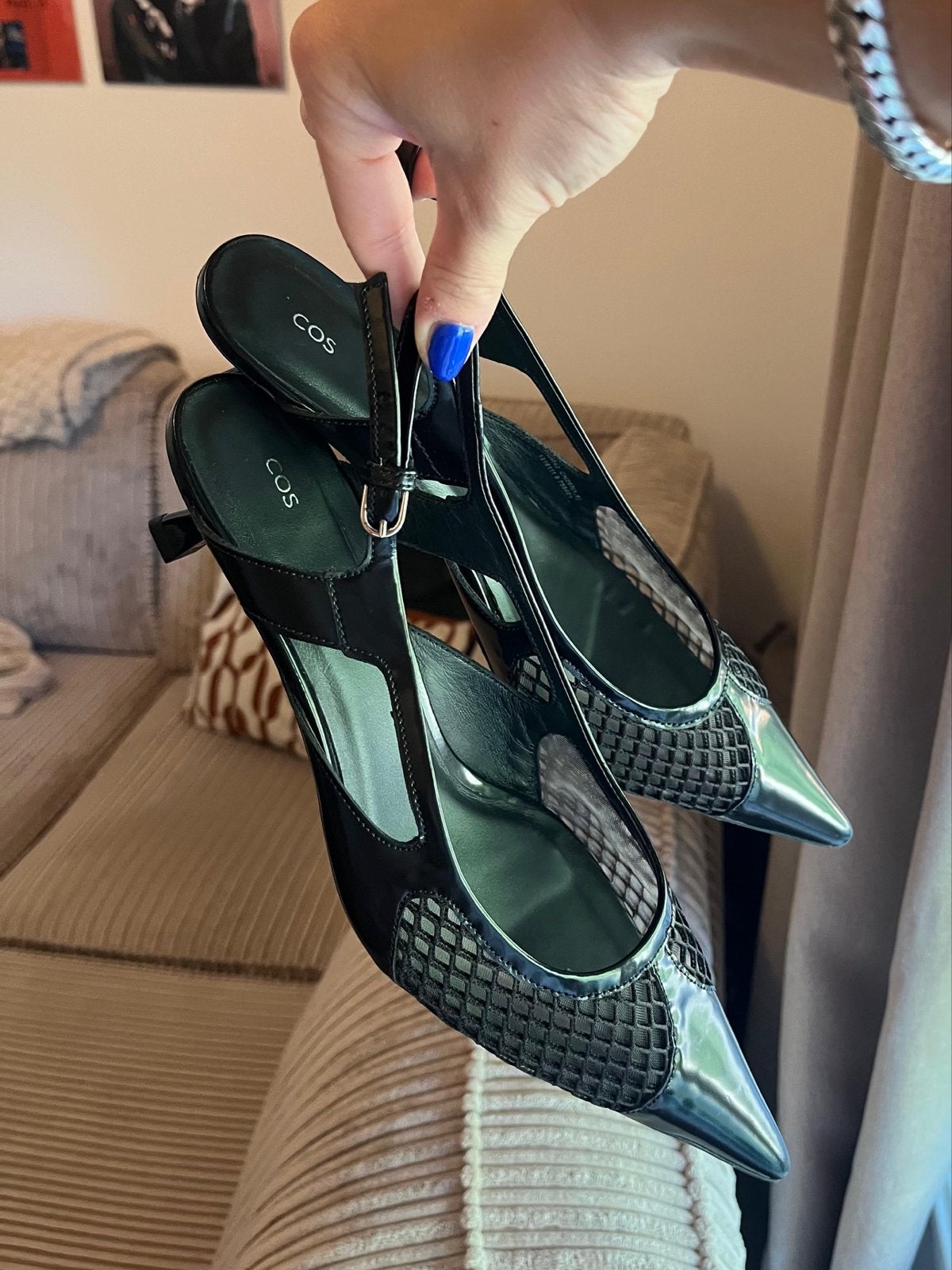 COS Zwarte Slingback Pumps met Mesh Details - Maat 42, Ophalen of Verzenden, Zo goed als nieuw, Zwart, Pumps