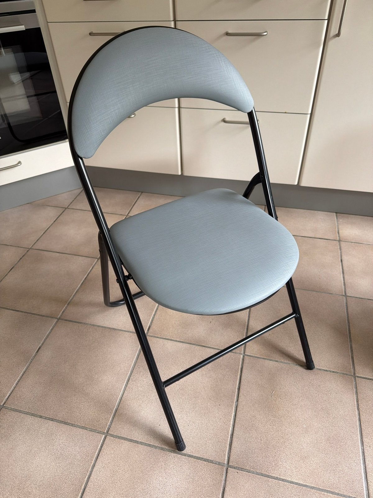 6x Opklapbare Stoelen - Ideaal voor Extra Zitplaatsen, Huis en Inrichting, Ophalen, Gebruikt, Metaal, Grijs