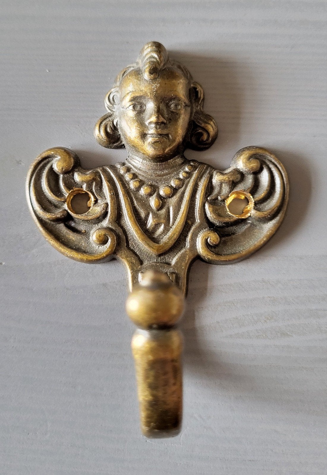 2 verschillende messing wandhaken.Zie omschrijving!, Ophalen of Verzenden, Overige materialen, Wandhaken