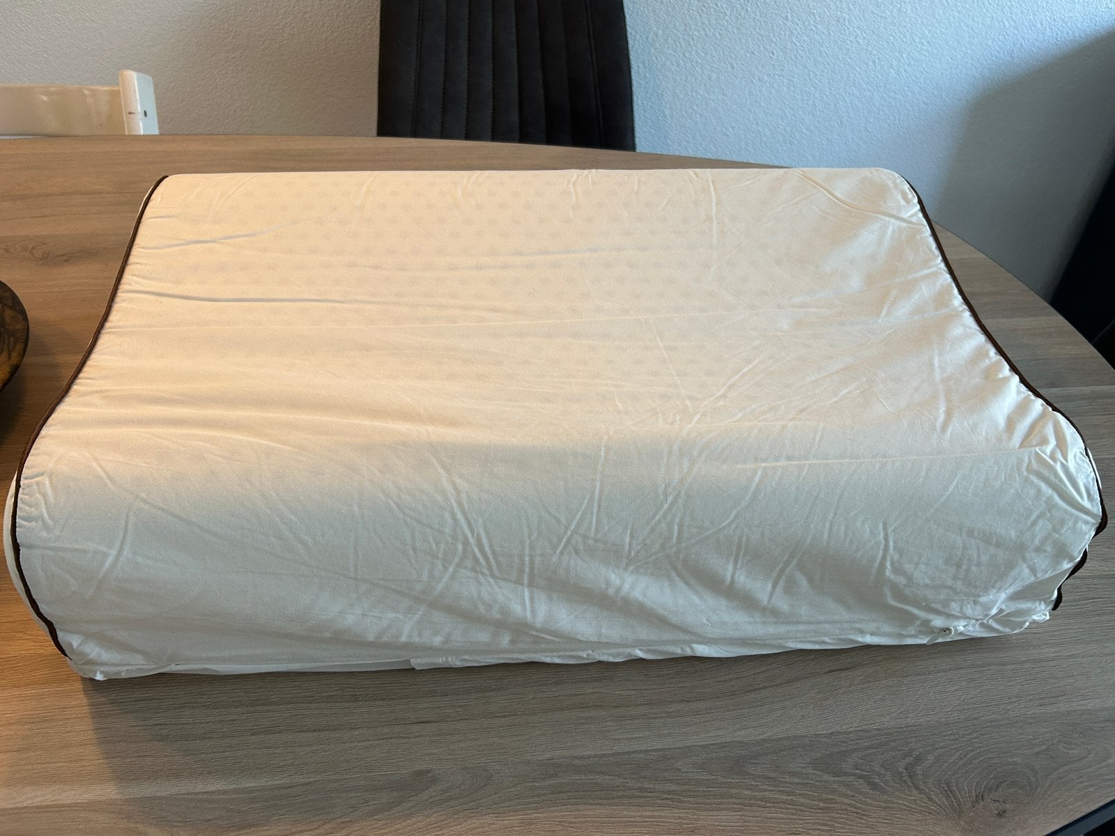 Ergonomisch Hoofdkussen - Natuurlatex - Nieuw, Huis en Inrichting, Slaapkamer | Beddengoed, Eenpersoons, Wit, Overige materialen