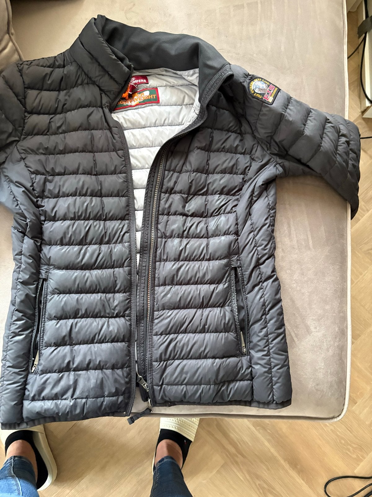Parajumpers Lightweight Jas Maat M, Ophalen of Verzenden, Zo goed als nieuw, Maat 38/40 (M), Grijs