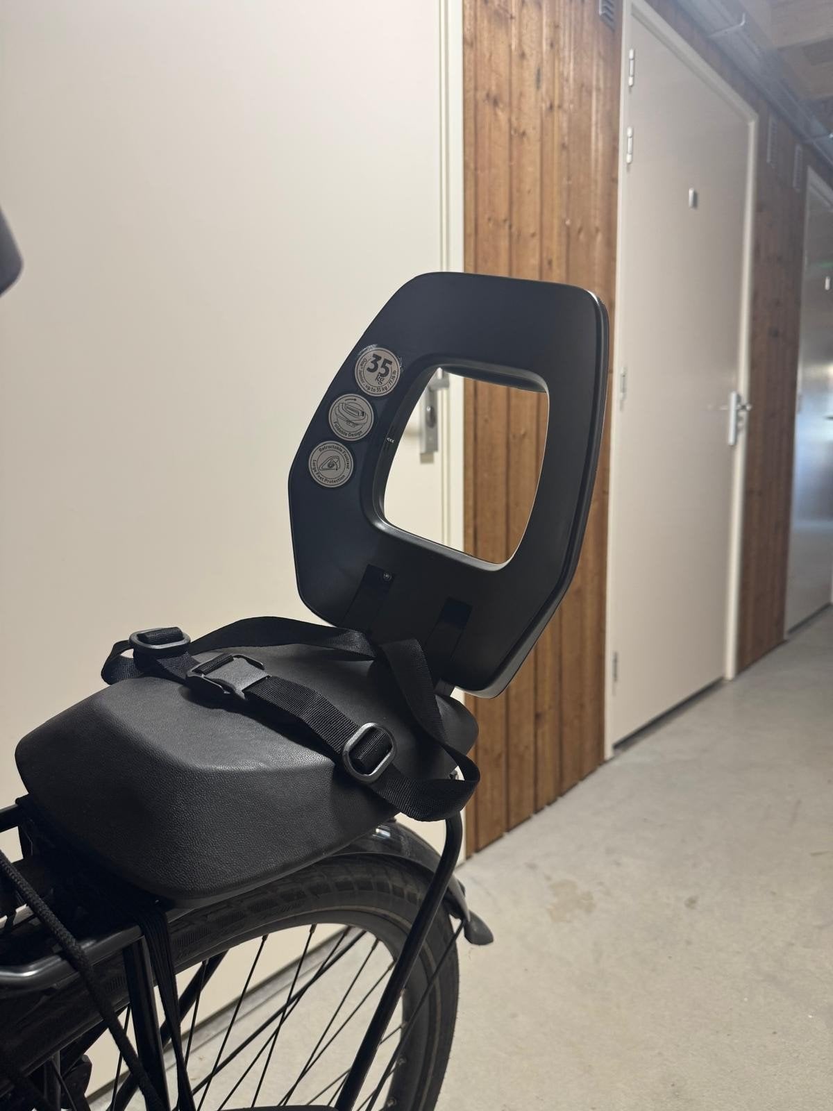 Bobike fietsstoeltje tot 35 kg, Ophalen, Zo goed als nieuw