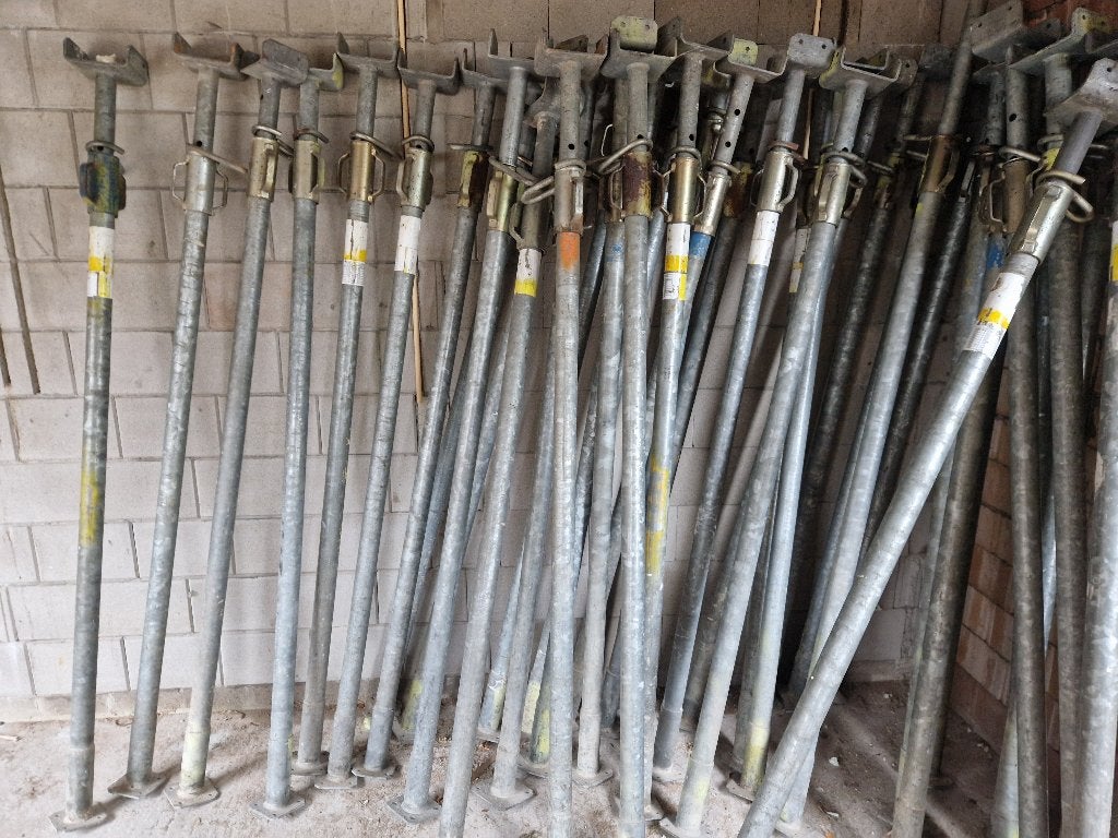 50 gegalvaniseerde bouwstempels, Ophalen, Gebruikt, Overige typen, 2 tot 5 meter