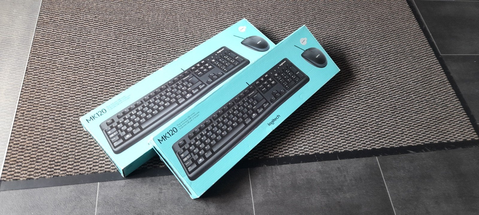Logitech MK120 Toetsenbord en Muis Set - Nieuw in doos, Computers en Software, Toetsenborden, Toetsenbord en muis-set, Logitech