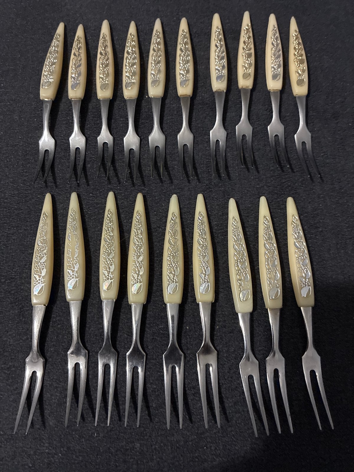 Set van 18 vintage gebaksvorkjes met parelmoer handvat, Ophalen of Verzenden
