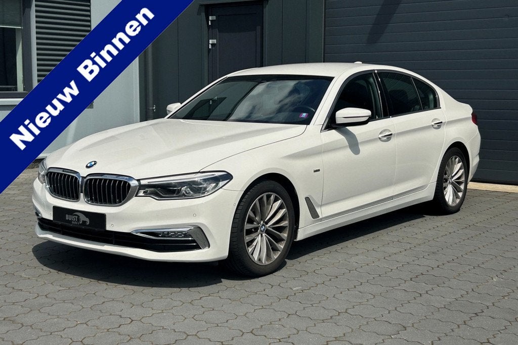 BMW 5 Serie 530i High Executive Luxury Line NAPPA LEER 18" N, Automaat, 1998 cc, Achterwielaandrijving, Gebruikt