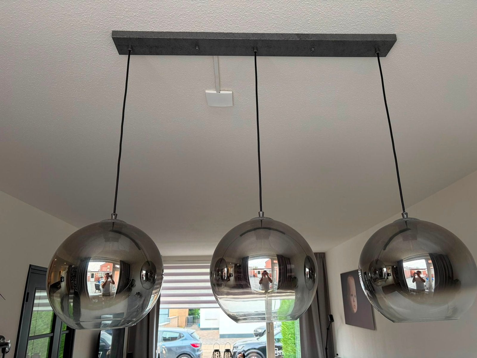 Grote 3-lichts hanglamp met smoke glazen bollen, Huis en Inrichting, Lampen | Hanglampen, Ophalen, Zo goed als nieuw