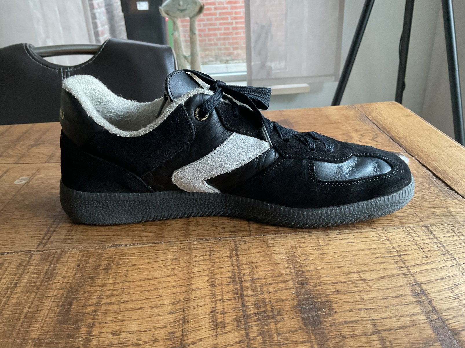 Verbenas sneakers maat 41 (vallen als 40), Kleding | Dames, Verzenden, Zwart, Sneakers of Gympen, Gedragen