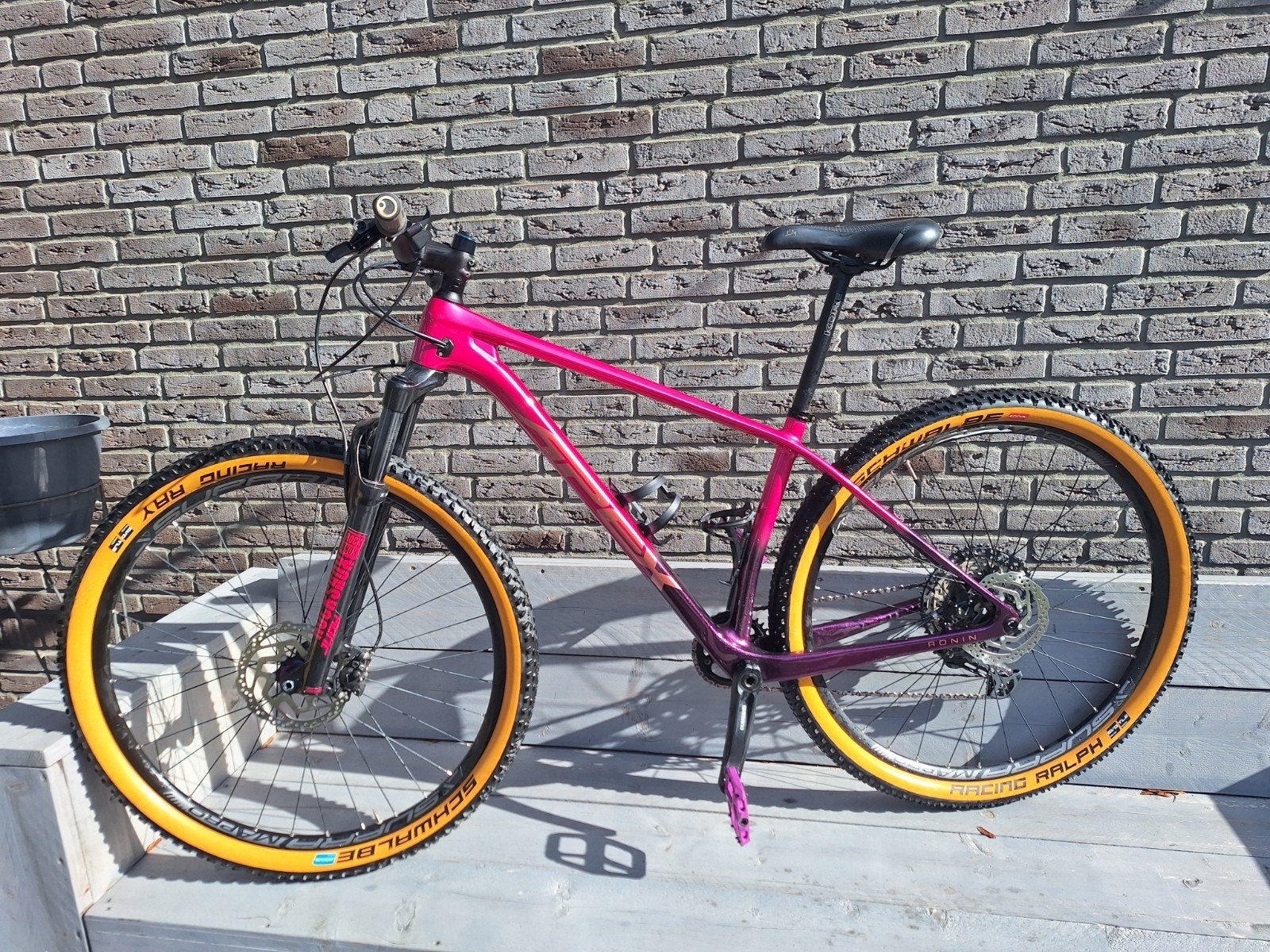 APEX RONIN MTB carbon – Custom metallic paars/roze, Gebruikt, Hardtail, Dames, Schijfrem