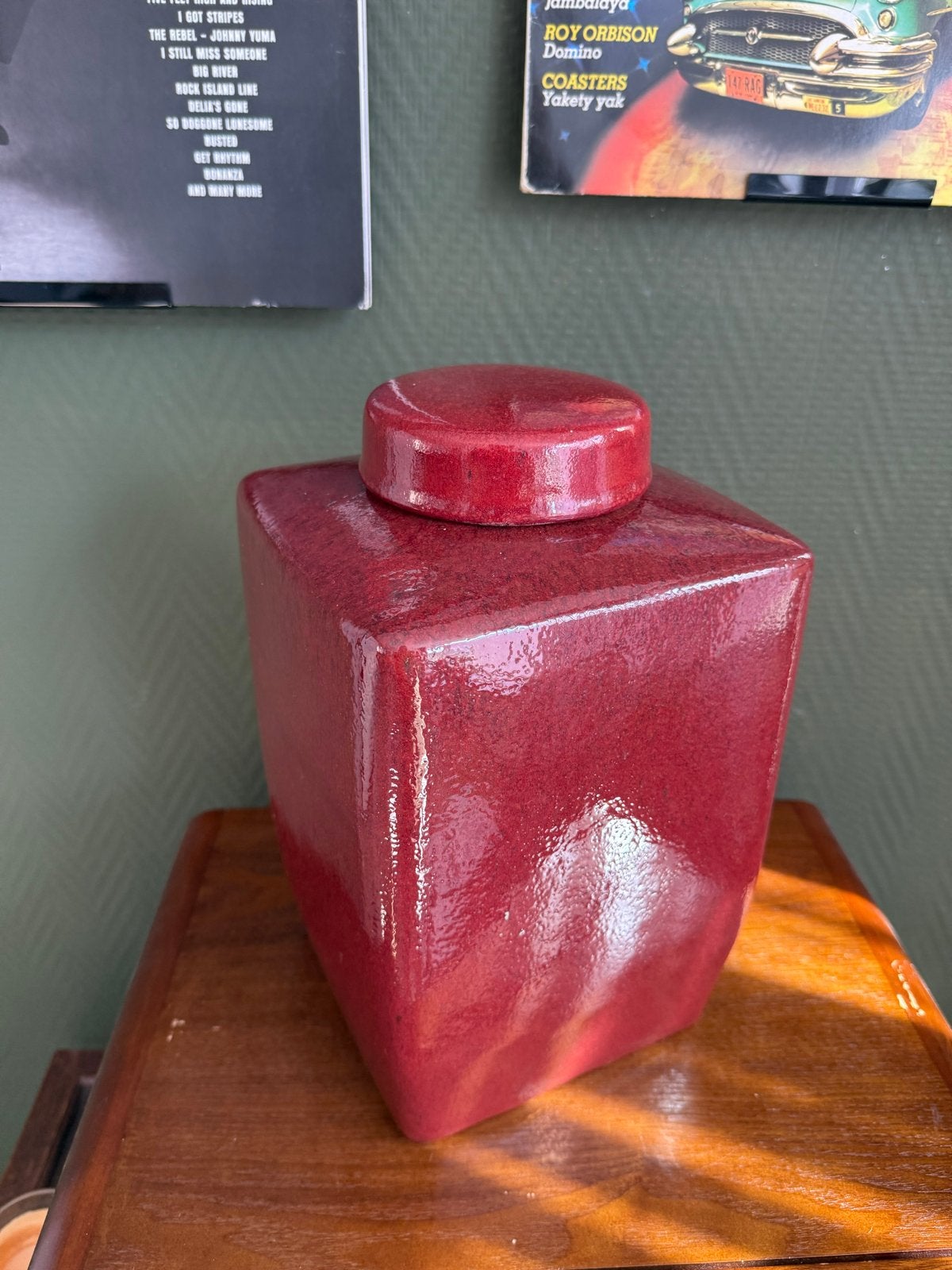 Shiwan Aardewerk Opbergpot - Oxblood Flambe Glazuur, Antiek en Kunst, Ophalen of Verzenden