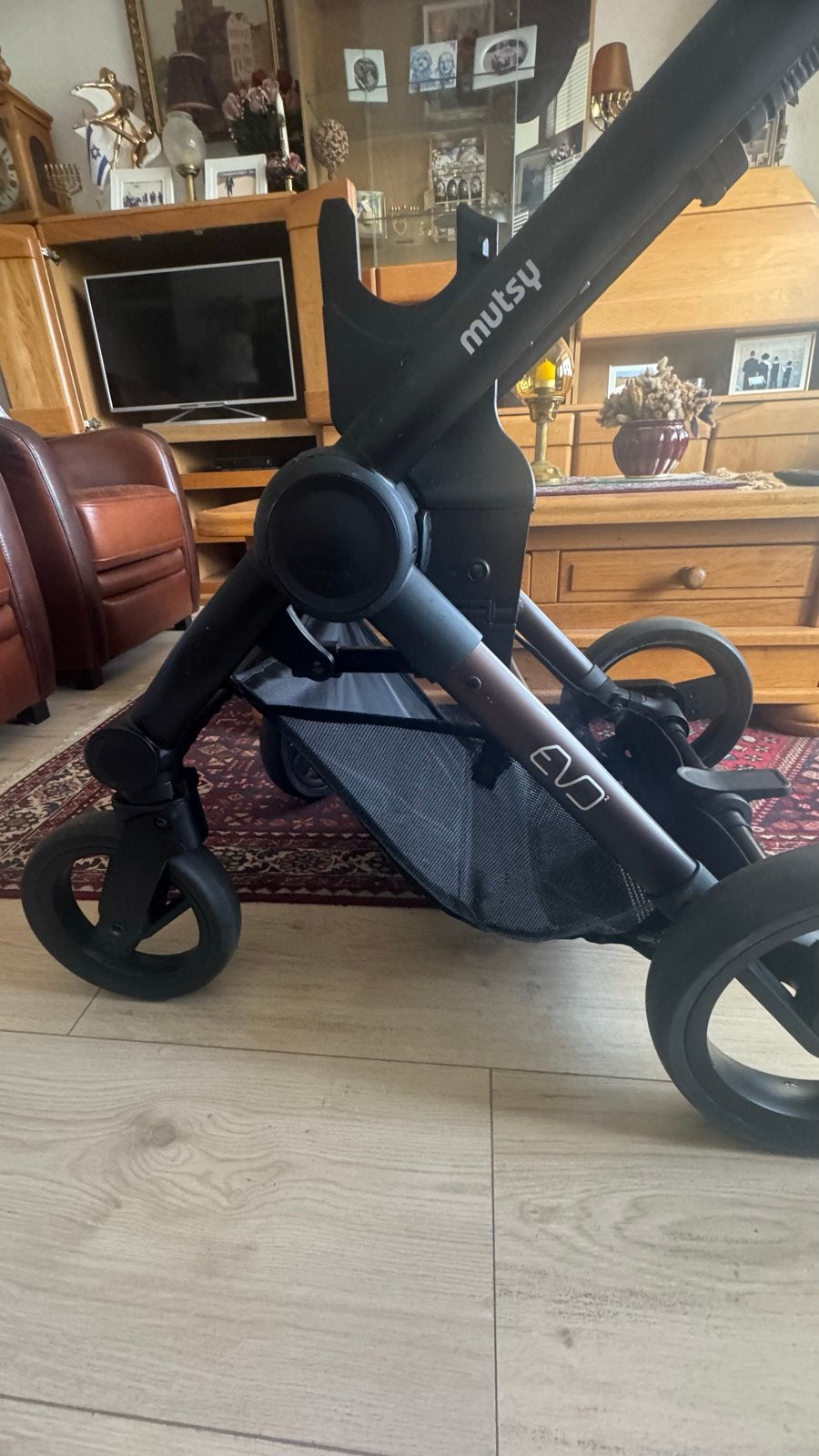 Mutsy Evo kinderwagen met reiswieg - Zo goed als nieuw, Ophalen of Verzenden, Zo goed als nieuw, Combiwagen, Met reiswieg