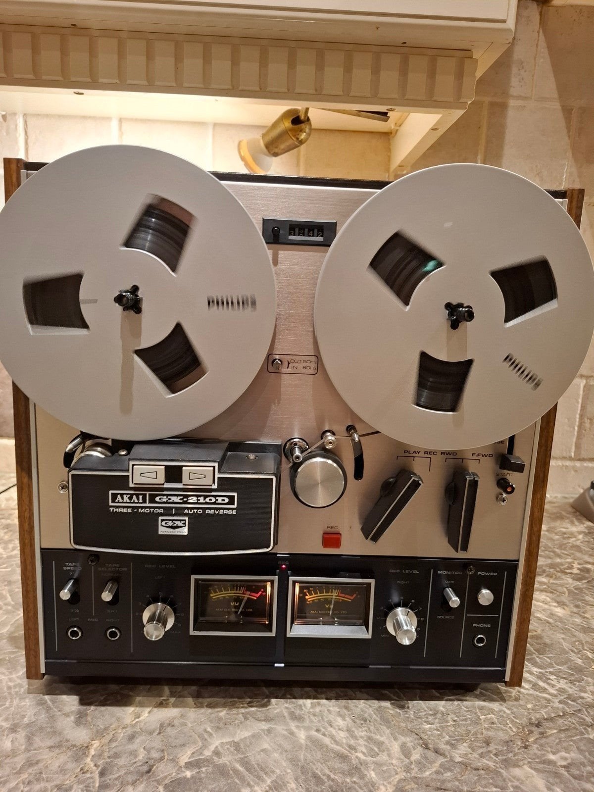 Akai GX-210D Three Motors Auto Reverse & 4 metallook reels, Ophalen of Verzenden, Bandrecorder, Met banden