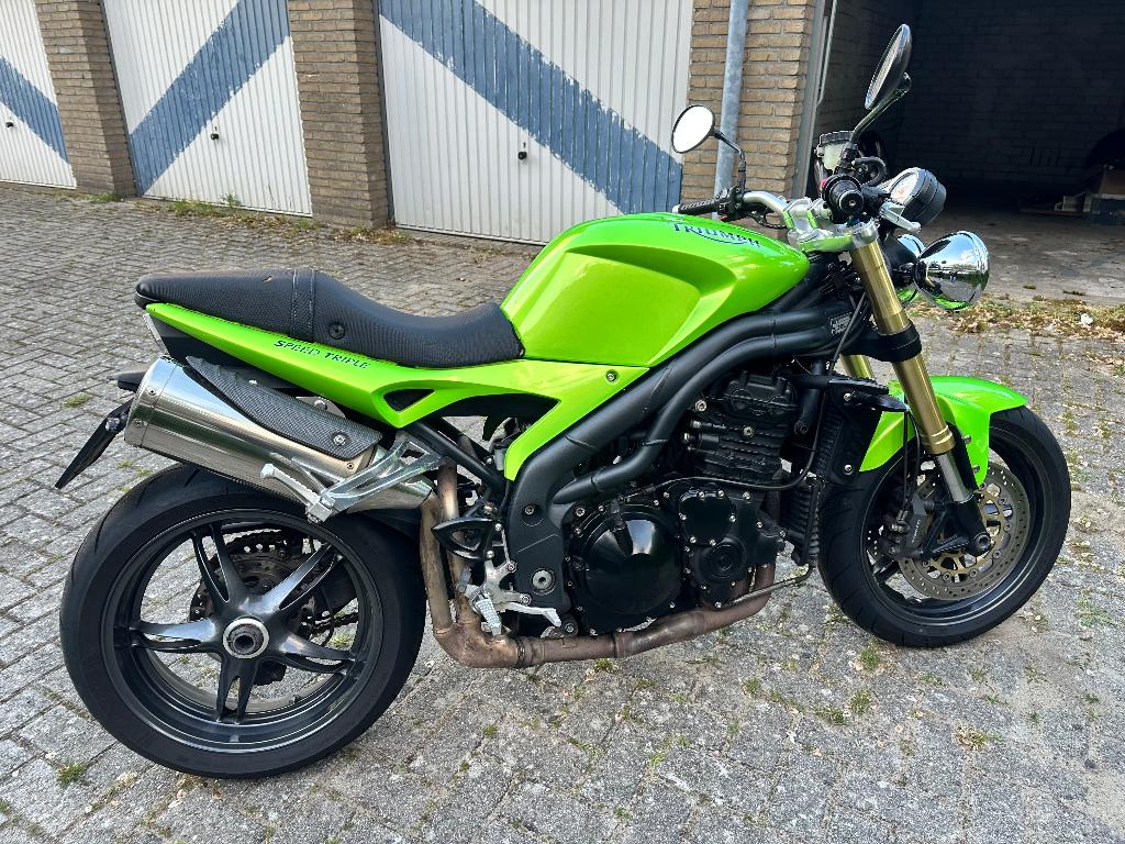 TRIUMPH SPEED TRIPLE 1050 (Bouwjaar 2005), Motoren, Ophalen, Gebruikt