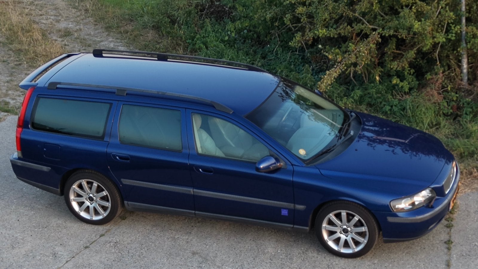 Volvo V70 2.4 170PK 2002 Ocean Race, Voorwielaandrijving, 1800 kg, Beige, Blauw