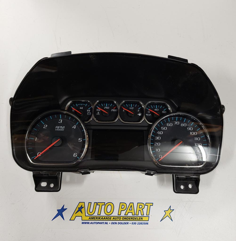 Chevrolet Silverado Dashboard klok 2018-2019, Gebruikt, Info@gm.com, Chevrolet, Ophalen of Verzenden