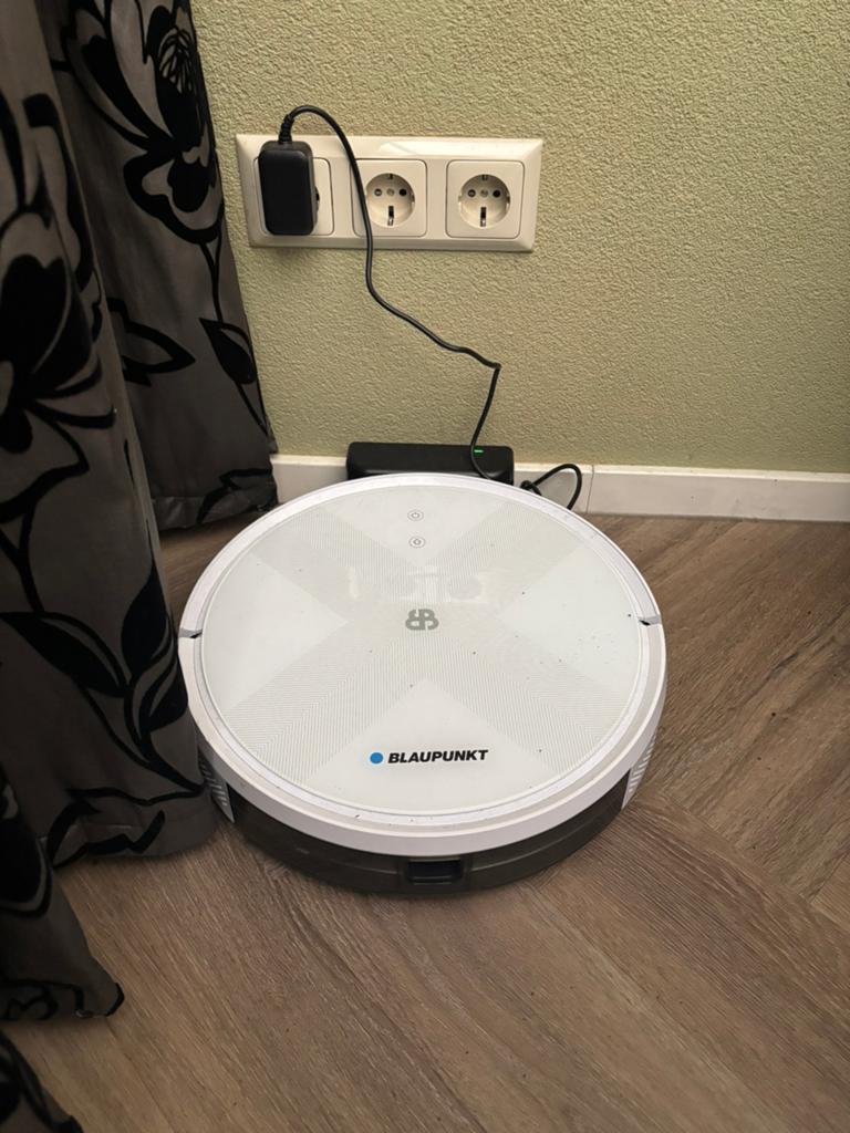 Robotstofzuiger Blaupunkt Bluebot, Ophalen, Zo goed als nieuw, Robotstofzuiger