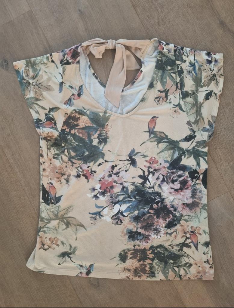 vrolijk en apart damestop maat L, Maat 38/40 (M), Ophalen of Verzenden, Korte mouw, Cream Clothing