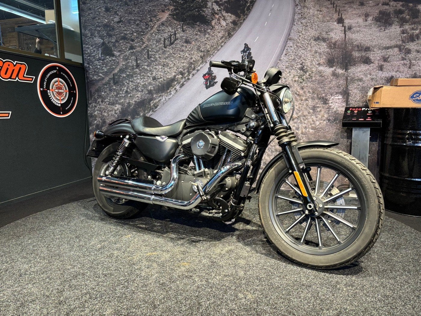 Harley-Davidson XL883N Sportster Iron (bj 2011), Motoren, Motoren | Harley-Davidson, Laan van Vredenoord 33
2289 DA  RIJSWIJK, NL
