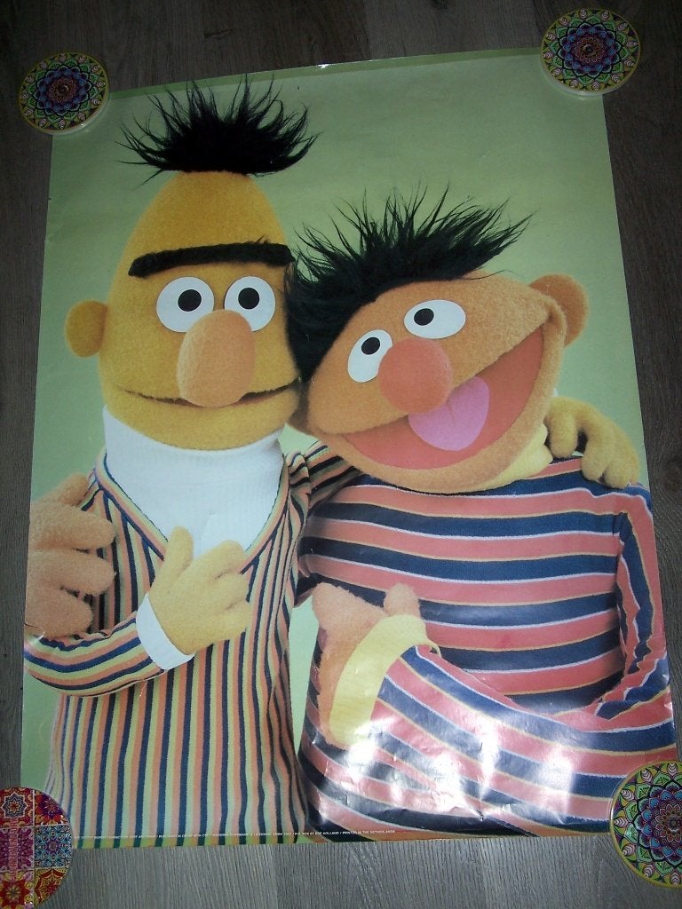 Grote poster Bert en Ernie. 79x60cm. Izgs., Overige merken, Ophalen of Verzenden, Zo goed als nieuw, Wanddecoratie