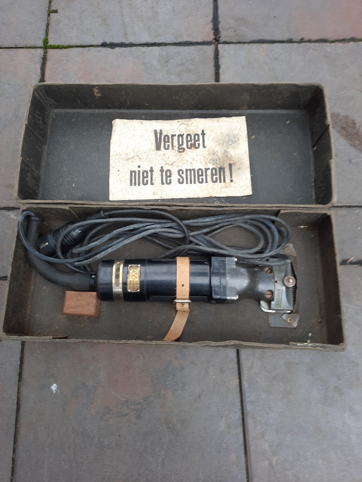 Tekoop hauptner veescheer machine werkt goed, Ophalen, Gebruikt