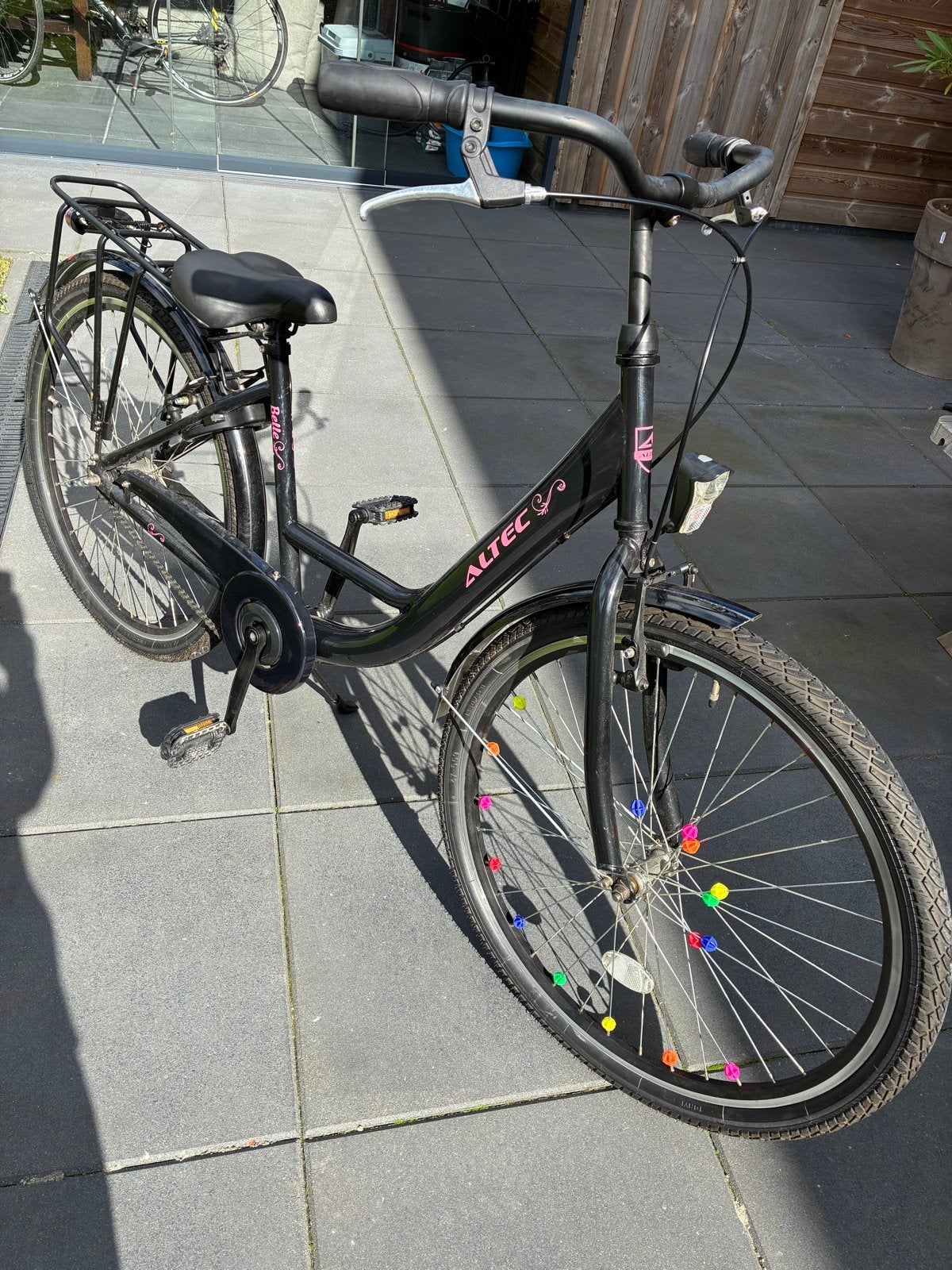 Altec Kinderfiets 24 inch - Zwart met Roze accenten, Ophalen, Gebruikt, Terugtraprem, 20 inch of meer