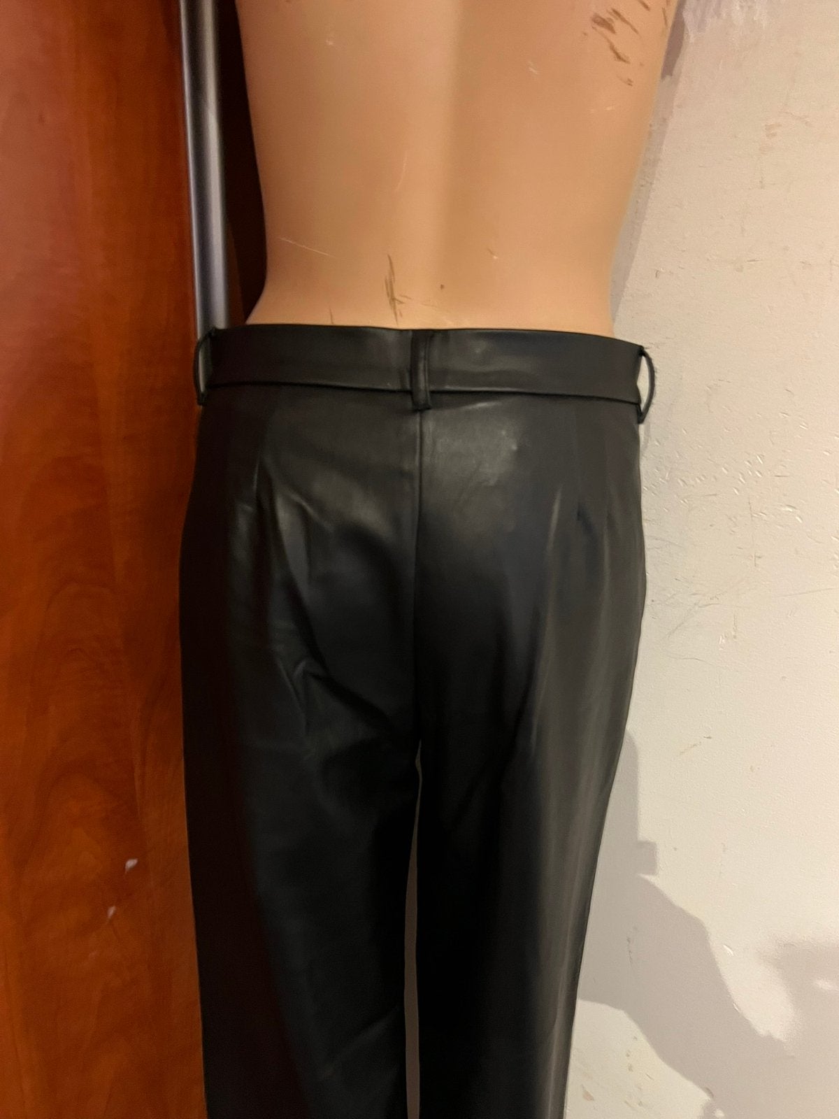 ZARA broek vegan leer maat m zgan